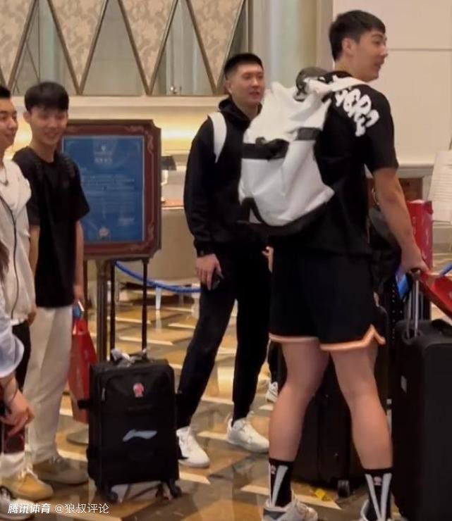 亚洲精品