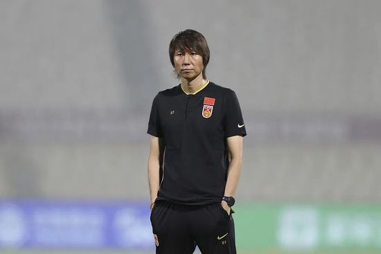 忏悔惊喜独自一人是女儿的朋友
